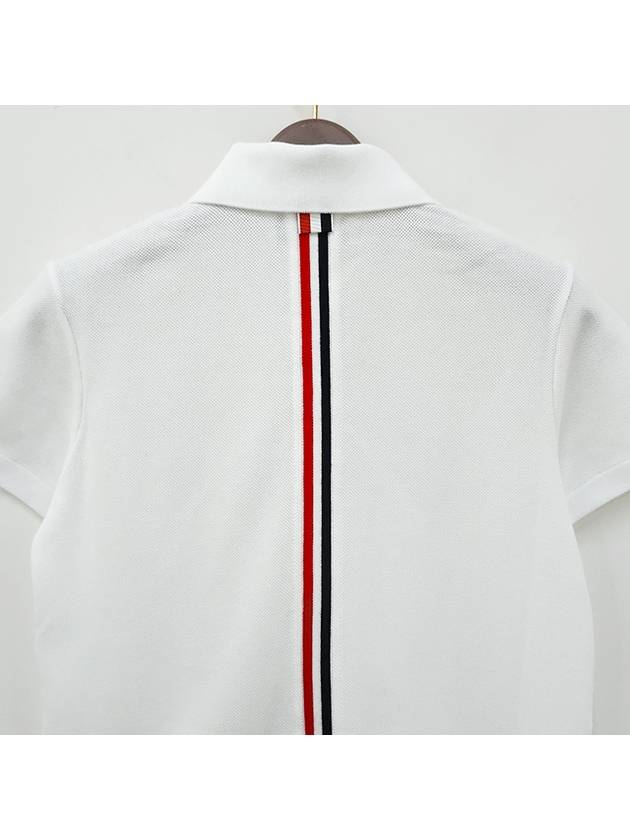 Classic Pique Center Back Stripe Relaxed Fit Short Sleeve Polo Shirt White - THOM BROWNE - BALAAN 7