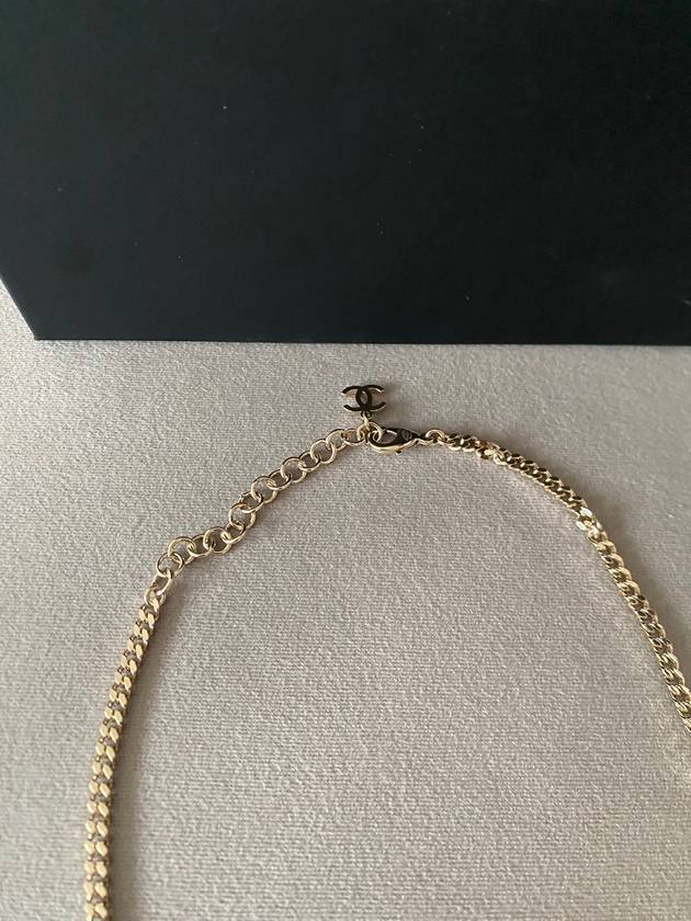 CC logo necklacepearl pearl necklace goldABE159 - CHANEL - BALAAN 8