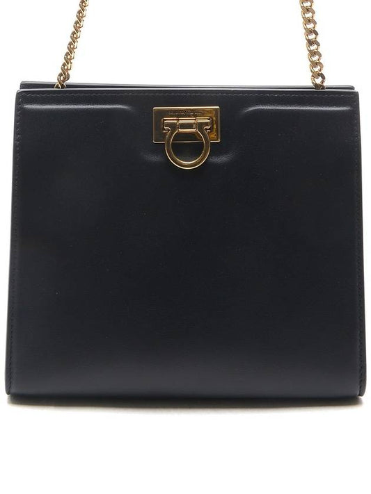 Gancini Logo Shoulder Bag Black - SALVATORE FERRAGAMO - BALAAN 2