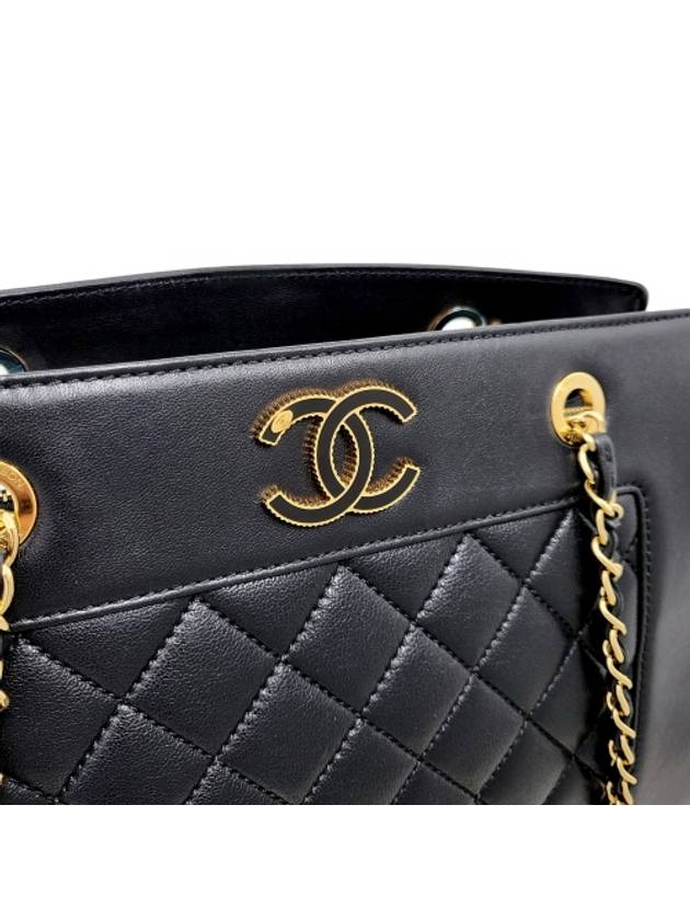 A93087 Mademoiselle medium gold chain shoulder bag - CHANEL - BALAAN 5