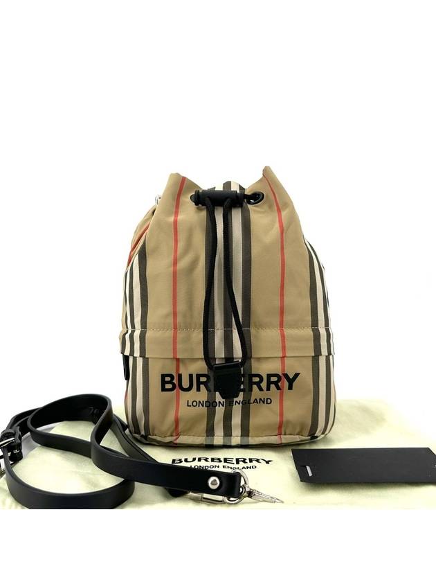 Phoebe Bucket Pouch - BURBERRY - BALAAN 1