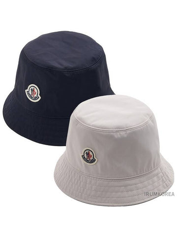 Logo Patch Reversible Bucket Hat 3B00033 54A1K 20N - MONCLER - BALAAN 1