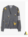 Men's Merino Bird Bee 4 Bar V-Neck Merino Cotton Cardigan Medium Grey - THOM BROWNE - BALAAN 2