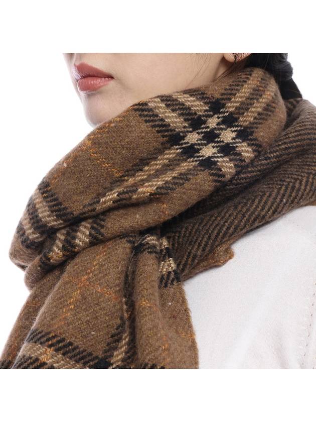 Check Reversible Wool Cashmere Scarf Brown - BURBERRY - BALAAN 6