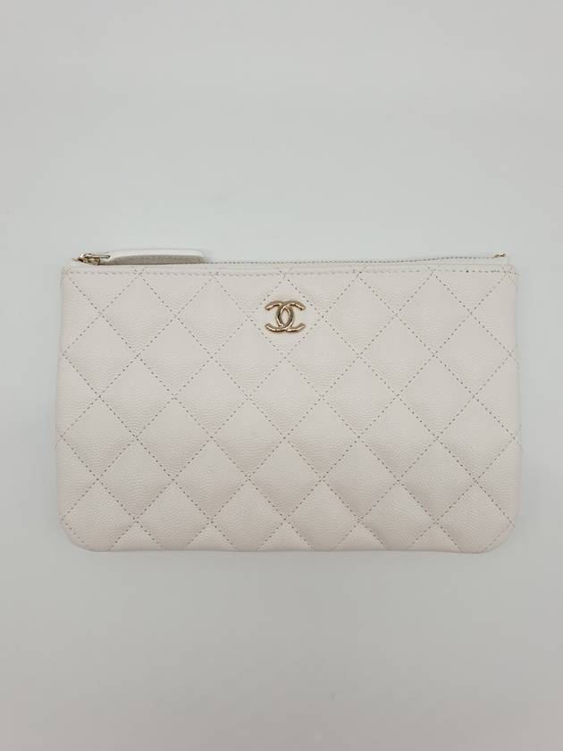 Classic Pouch Small White Caviar Champagne Gold AP4101 - CHANEL - BALAAN 2