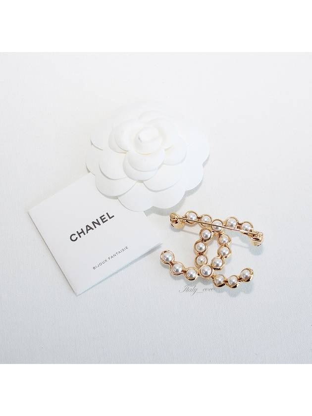 CC logo pearl brooch ABD237 B16671 NY009 - CHANEL - BALAAN 5