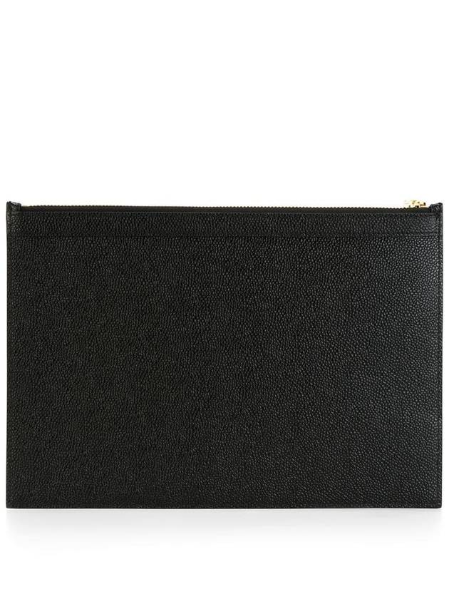 Pebble Grain Three Stripes Zipper Small Clutch Bag Black - THOM BROWNE - BALAAN 4