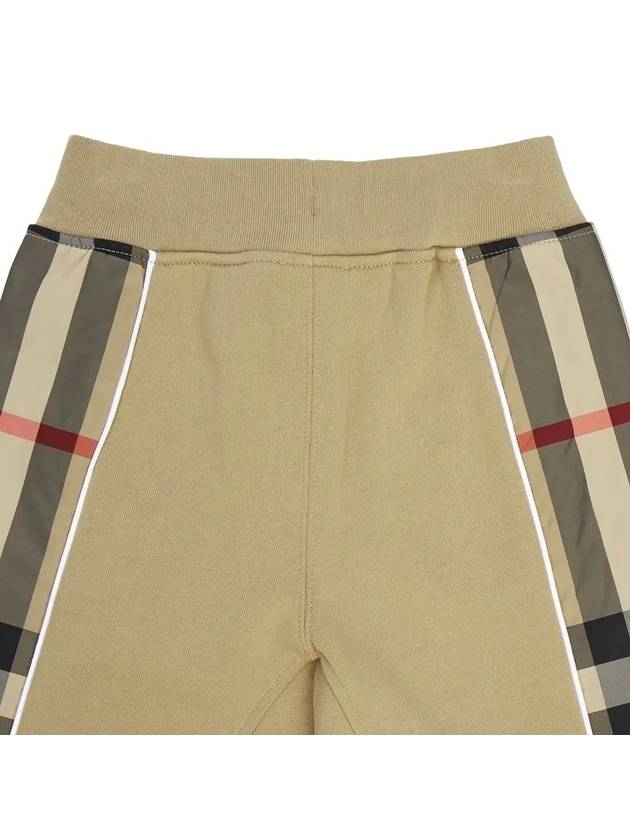 Kids Check Cotton Shorts Pants Archive Beige 8051437 A7026 - BURBERRY - BALAAN 3