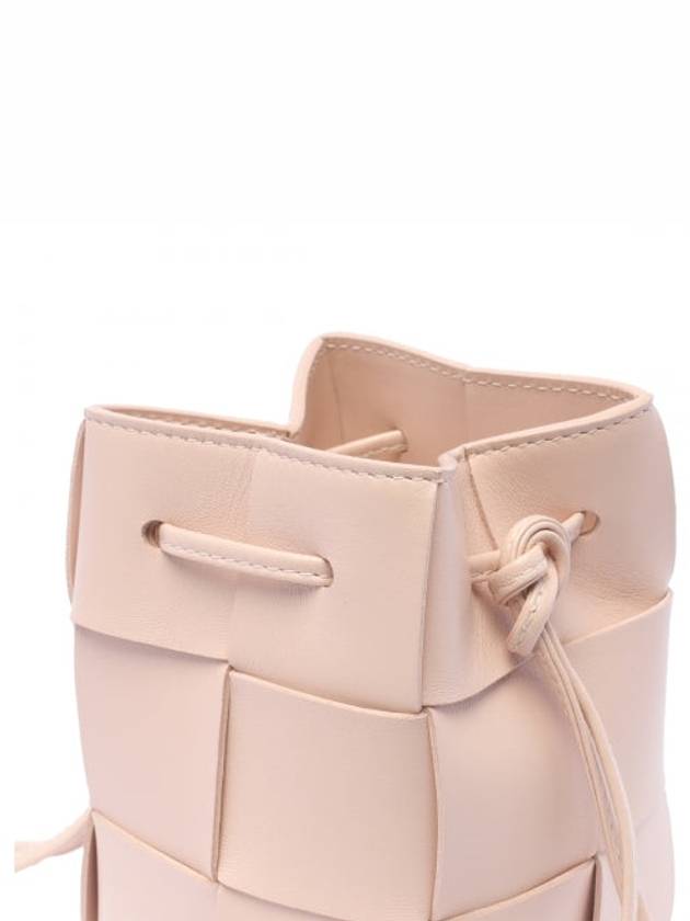 Intrecciato Cassette Small Bucket Bag Pink - BOTTEGA VENETA - BALAAN 4