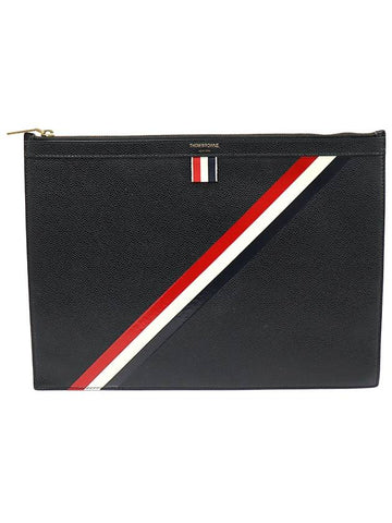 MAC027A Black Pebble Grain Leather Diagonal Stripe Medium Document Clutch - THOM BROWNE - BALAAN 1