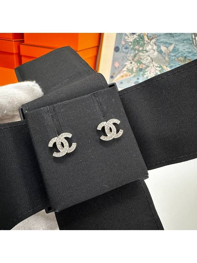 CC logo basic earrings silver - CHANEL - BALAAN 2