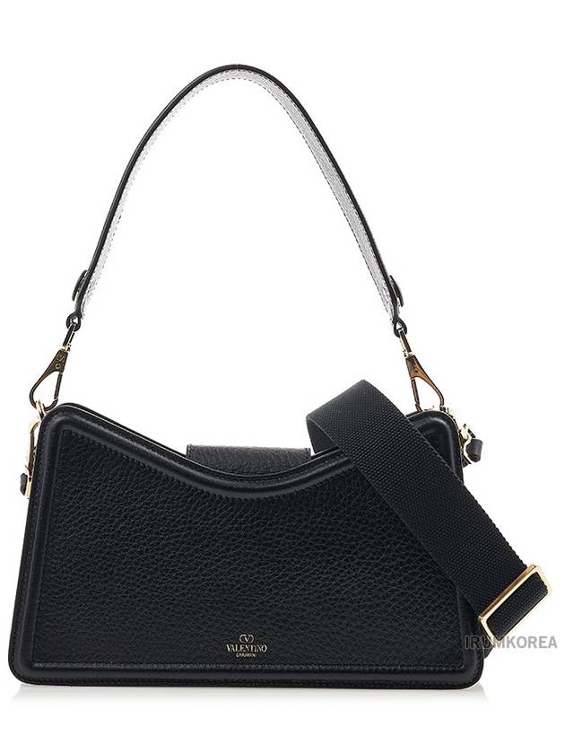 Women's Garavani Logo Shoulder Bag Black - VALENTINO - BALAAN 4