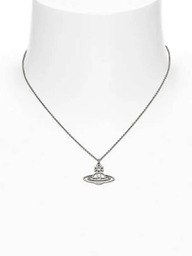 Women's Thin Line Short Flat ORB Pendant Necklace Silver - VIVIENNE WESTWOOD - BALAAN 4