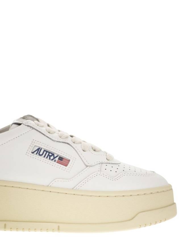 MEDALIST PLATFORM - Leather trainers - AUTRY - BALAAN 6