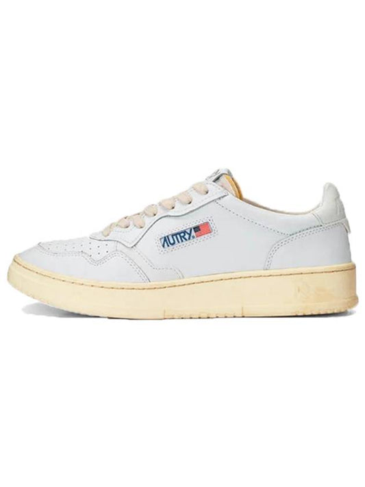 Women's Medalist Sneakers AULW LL15 - AUTRY - BALAAN 2