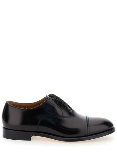 Black Oxford Shoes With Five Holes In Smooth Leather Man - DOUCAL'S - BALAAN 1