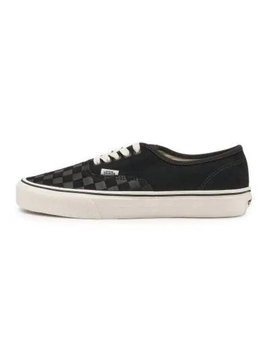 Authentic Checkerboard Low Top Sneakers Black - VANS - BALAAN 1