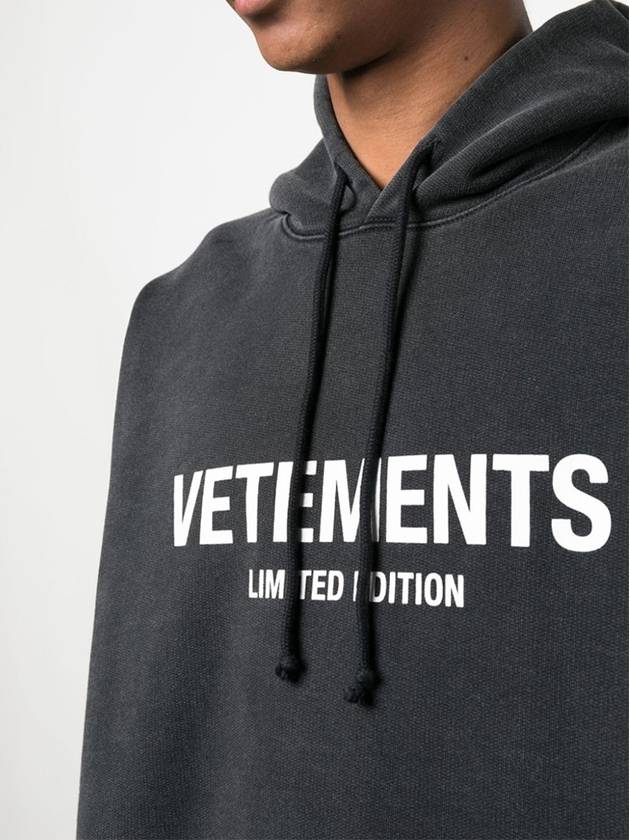 Logo Print Cotton Hoodie Black - VETEMENTS - BALAAN 7