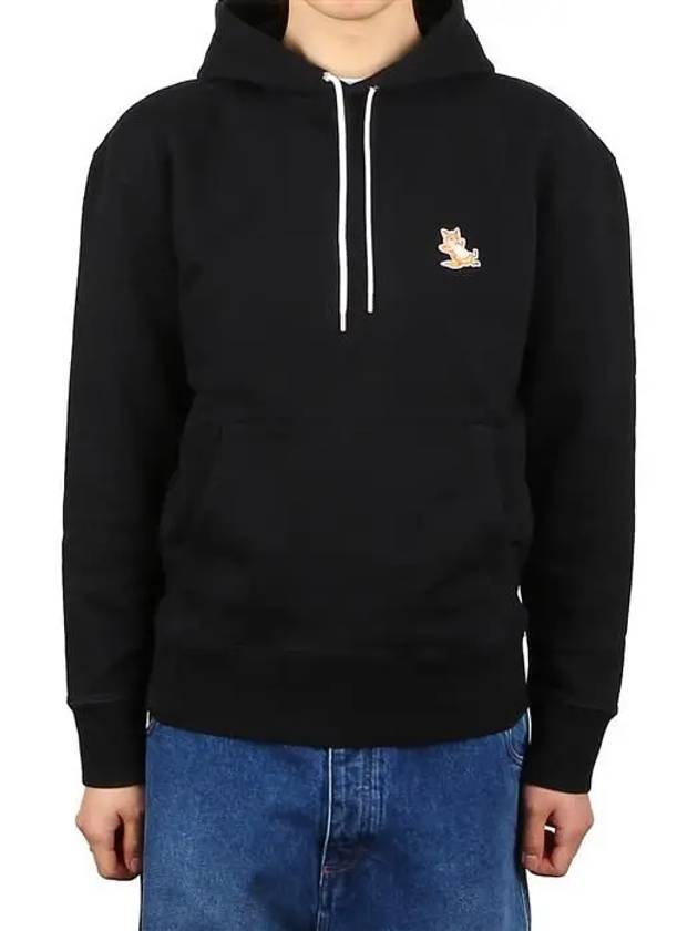 Chillax Fox Patch Classic Hoodie Black - MAISON KITSUNE - BALAAN 2