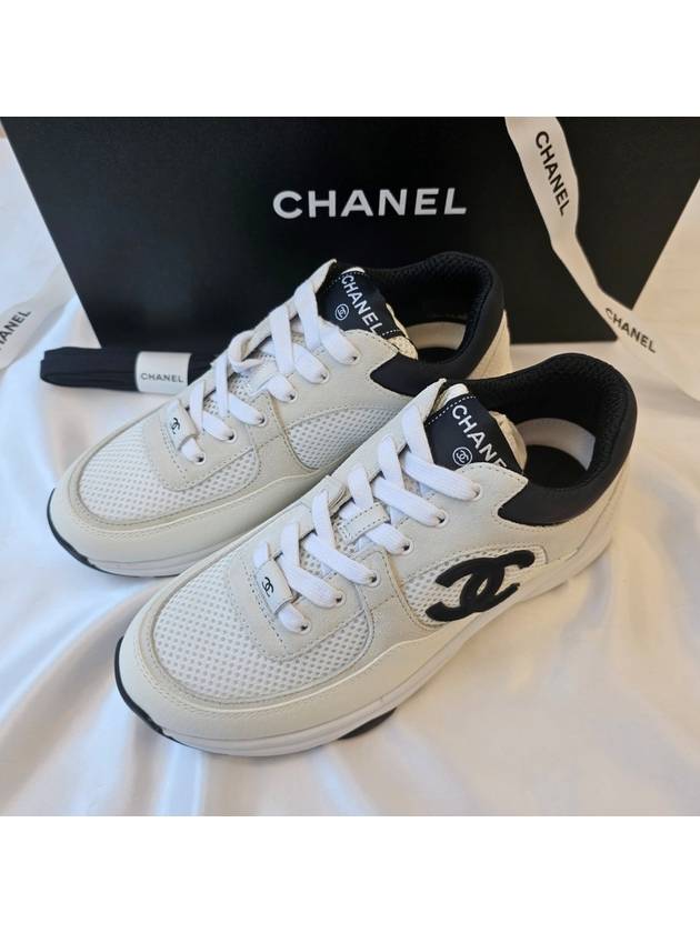 CC Logo Suede Tennis Low Top Sneakers Black - CHANEL - BALAAN 3