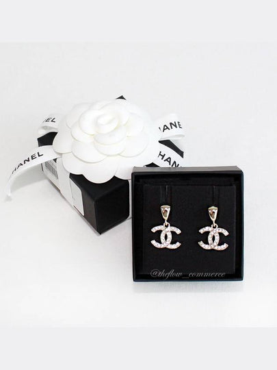 CC logo hoop drop earrings gold - CHANEL - BALAAN 2