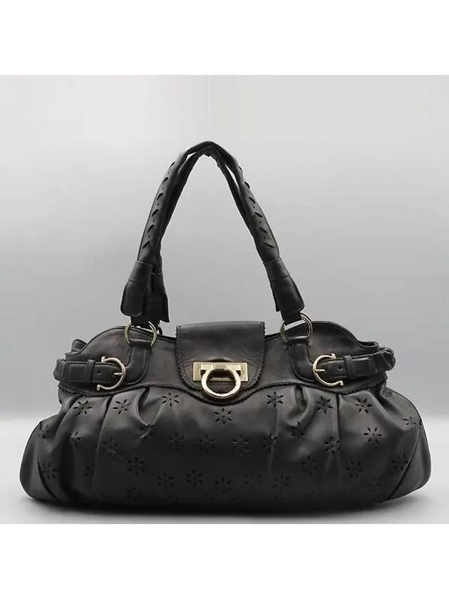 Ferragamo 21 A804 black leather silver Gancini decorated shoulder bag - SALVATORE FERRAGAMO - BALAAN 2