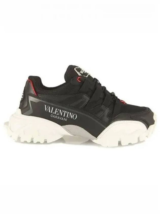 Logo Print Low Top Sneakers Black - VALENTINO - BALAAN 2