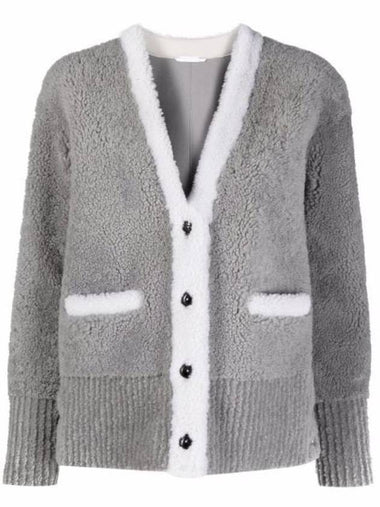 Women's Shearling Contrast Trim V-Neck Cardigan Medium Gray - THOM BROWNE - BALAAN 1