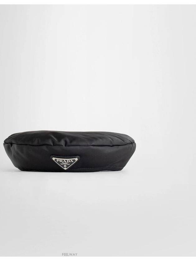 Triangle Logo Beret Black - PRADA - BALAAN 4