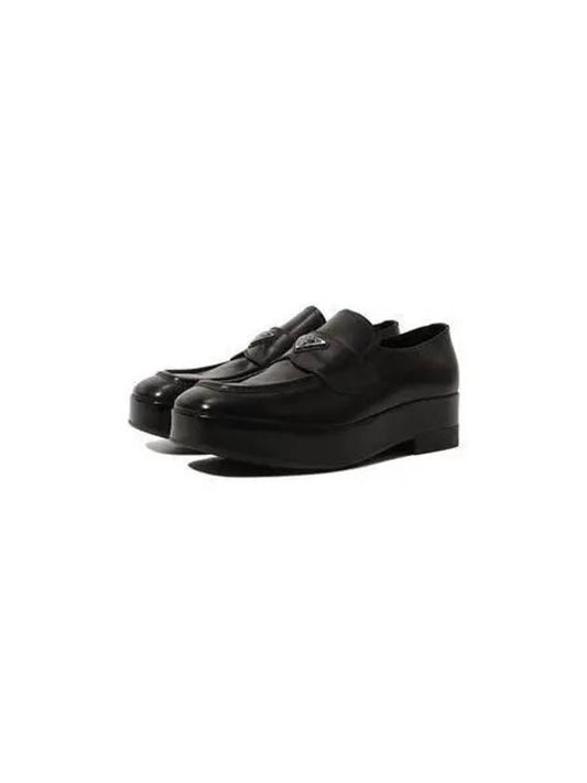 Triangle Logo Square Toe Brushed Leather Loafers Black - PRADA - BALAAN 2