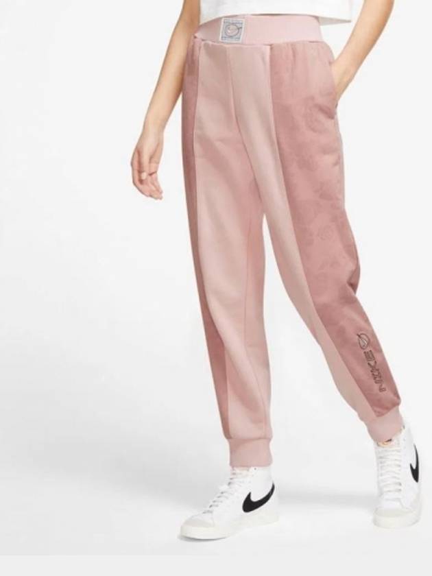 01DM6298601Women’sIcon Crush MidRise Fleece PantsPink - NIKE - BALAAN 1