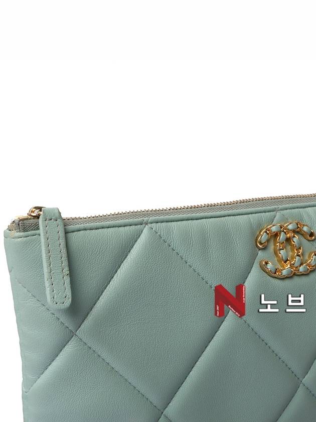 women clutch bag - CHANEL - BALAAN 3