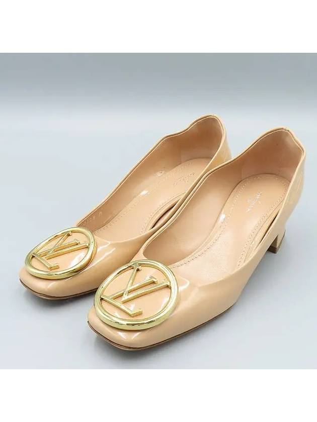 Beige patent madeleine gold metal pumps women s shoes size 37 - LOUIS VUITTON - BALAAN 5