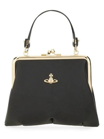 Women s Granny ORB Logo Gold Tote Chain Cross Bag Black 4B010007W S000B N402 - VIVIENNE WESTWOOD - BALAAN 1