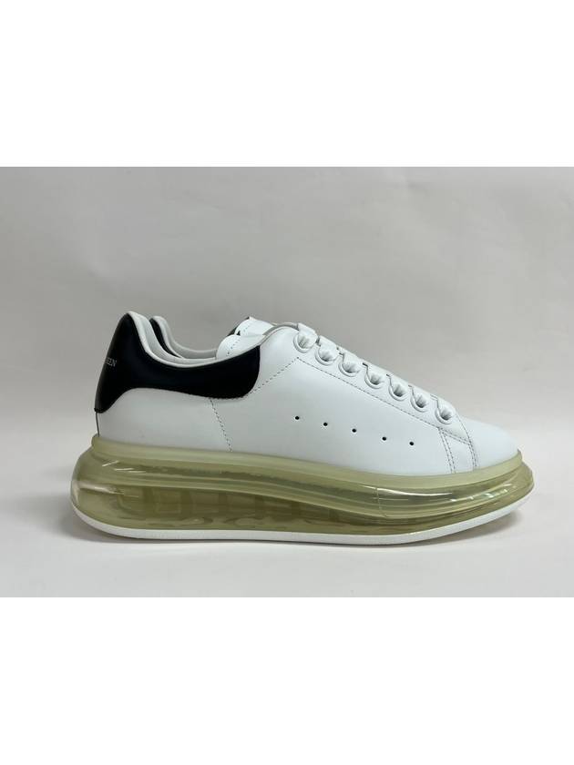 Oversized Clear Sole Low Top Sneakers Black White - ALEXANDER MCQUEEN - BALAAN 2