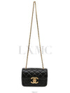 women cross bag - CHANEL - BALAAN 6