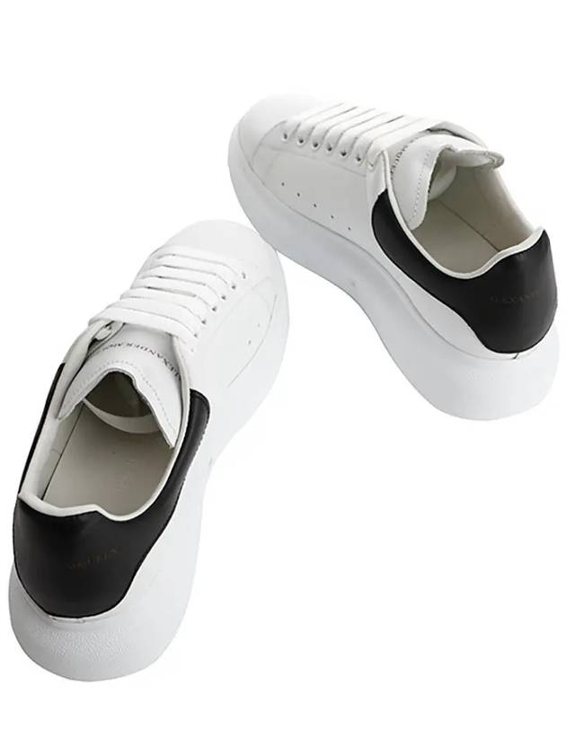 Oversized Leather Tab Low Top Sneakers White - ALEXANDER MCQUEEN - BALAAN 6