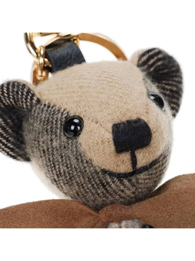 Bow Tie Thomas Bear Charm Archive Beige - BURBERRY - BALAAN.