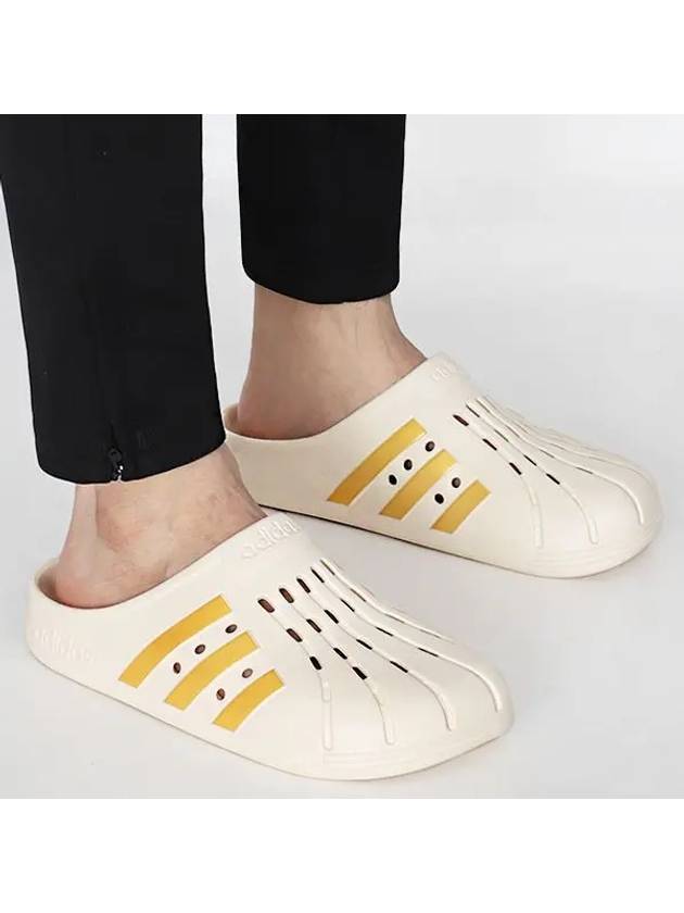 Adilette Clog Slippers Wonder White - ADIDAS - BALAAN 2