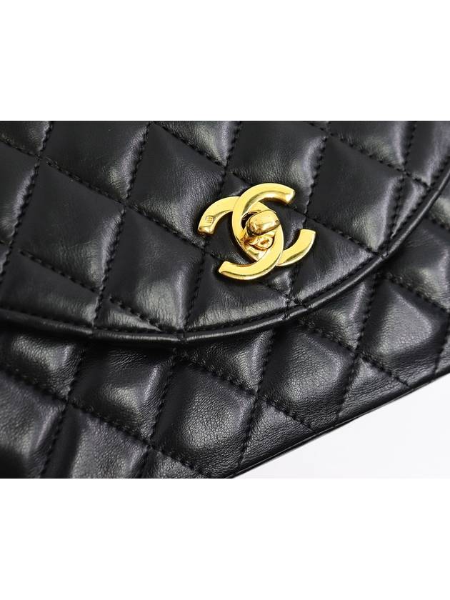 1st Division Gold CC Logo Lambskin Matrasse Round Classic Bag Flap Chain Shoulder 2JCHB1869 - CHANEL - BALAAN 10