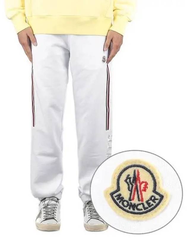 Men s Logo Pants 8H00018 809LA 001 271341 - MONCLER - BALAAN 1