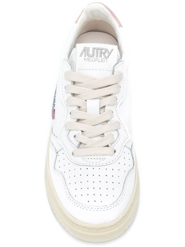 Medalist Pink Tab Leather Low Top Sneakers White - AUTRY - BALAAN 5