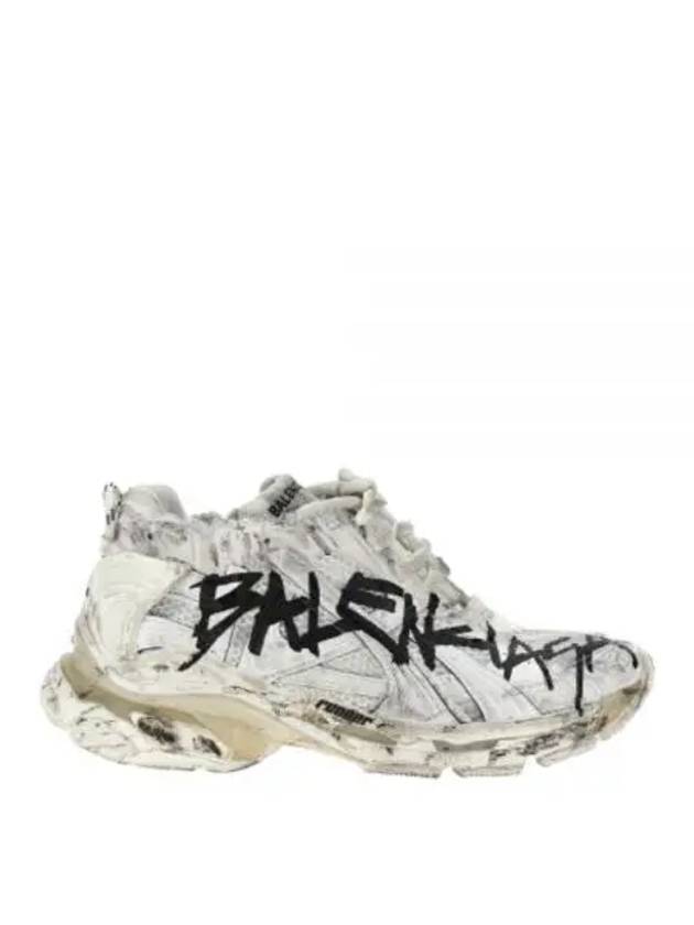 Runner Graffiti Low Top Sneakers White - BALENCIAGA - BALAAN 2