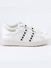 Rockstud Low Top Sneakers White - VALENTINO - BALAAN 5