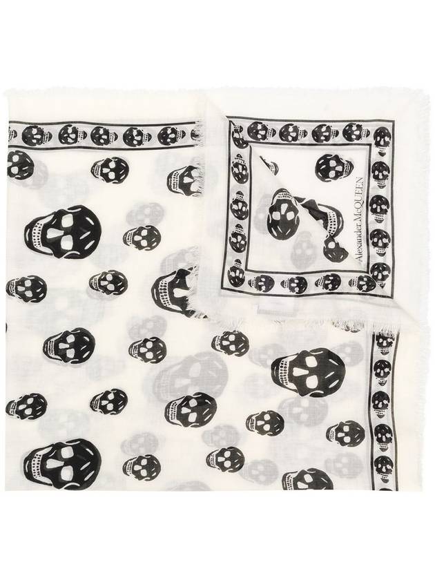 Skull Print Scarf Ivory - ALEXANDER MCQUEEN - BALAAN 3