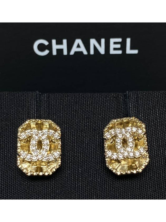 earrings metal strass gold crystal - CHANEL - BALAAN 2