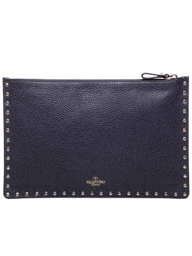 Rockstud Stampa Alce Clutch Bag Navy - VALENTINO - BALAAN 4