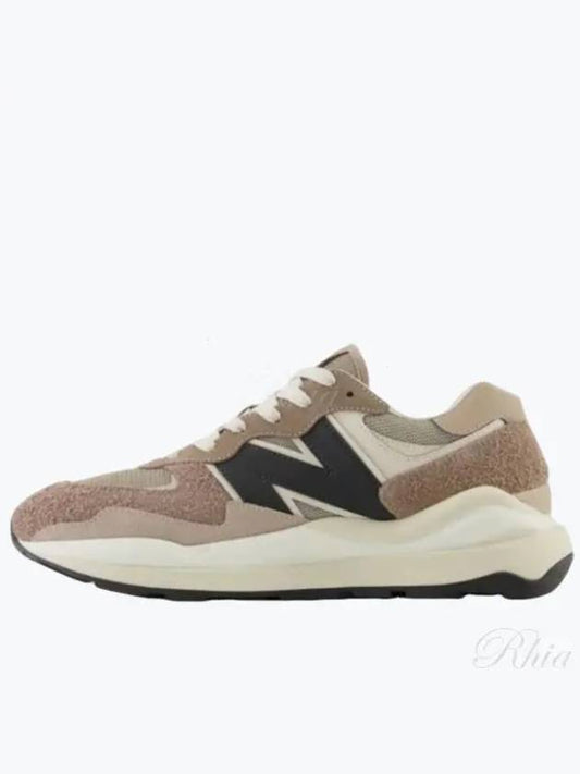 5740 Low Top Sneakers Coffee - NEW BALANCE - BALAAN 2