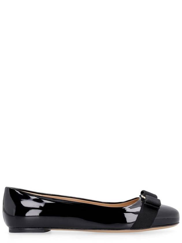 Women’s Varina Bellet Flats Black - SALVATORE FERRAGAMO - BALAAN 2