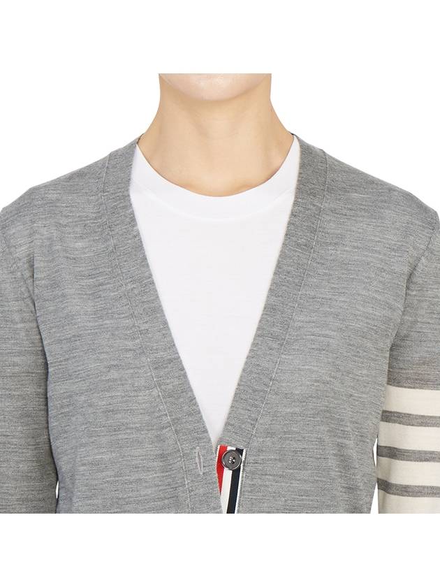 Sustainable Fine Merino Wool 4-Bar Relaxed Fit V-Neck Cardigan Light Grey - THOM BROWNE - BALAAN 9